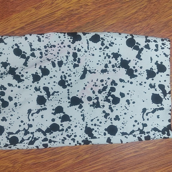 Capris - Picture 8 of 8